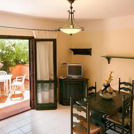 Villaggio Alba Dorata *